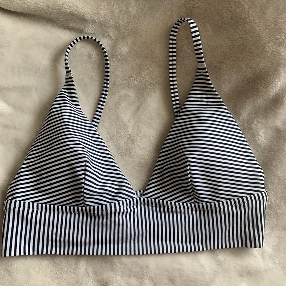 aerie bikini top!!